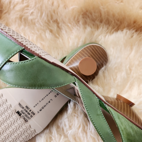 Chinese Laundry Rochelle Flats Teacup Heel Green Leather Women’s  NEW - Picture 7 of 7